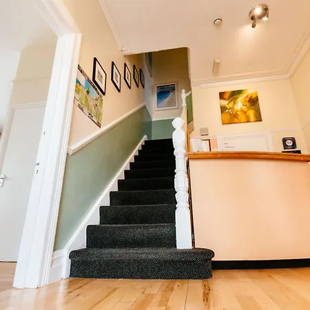 Guest house Surfside Stop Newquay (Cornwall)